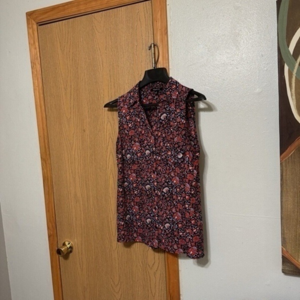 Relativity Medium Multi-Color w/Floral Print Sleeveless Button-Front Blouse
